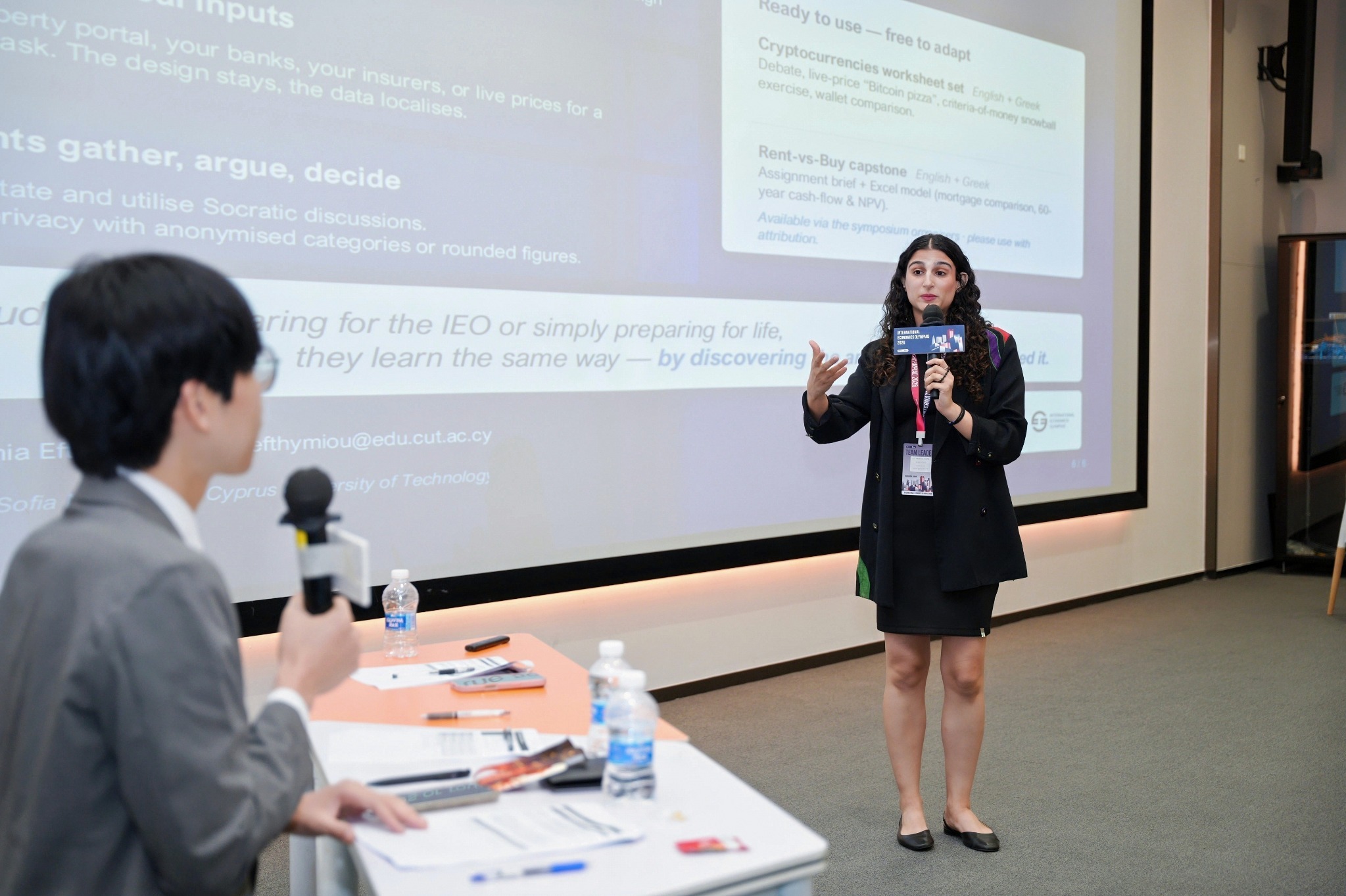 Educator presenting a teaching approach at the 2026 forum